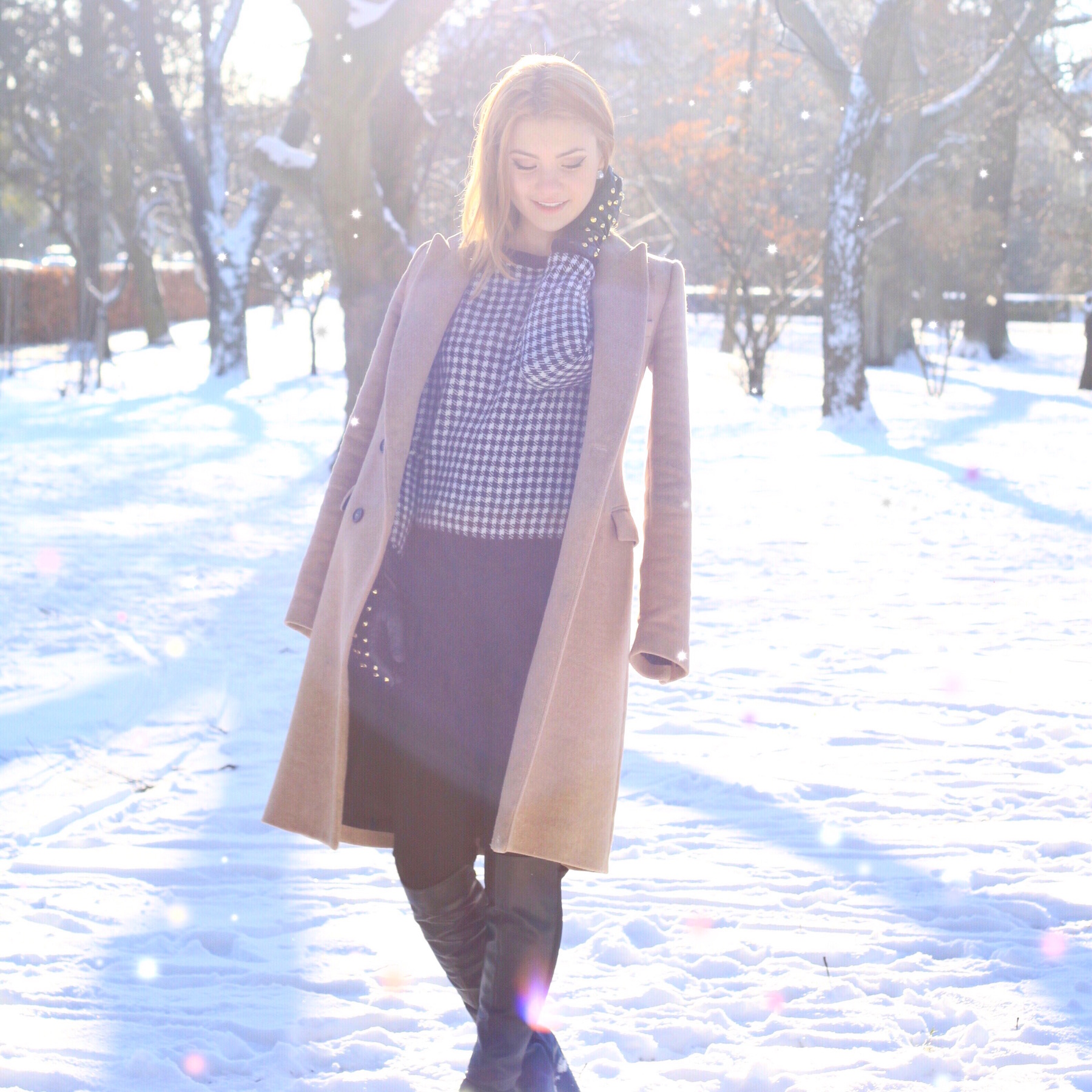 Juliana Chow Fashion Lifestyle Blog Model Winter Snow Outfit 6